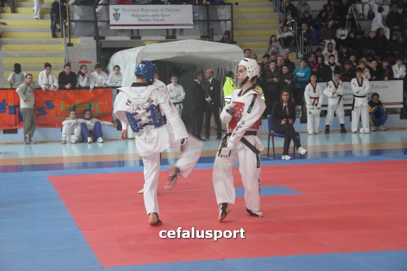 120212 Teakwondo 069_tn.jpg